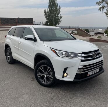 Toyota: Toyota Highlander: 2018 г., 3.5 л, Автомат, Бензин, Седан