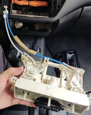 Другие детали вентиляции, охлаждения и отопления: Трос печки MITSUBISHI LANCER Новый, в наличии Так же в наличии тросы — 2