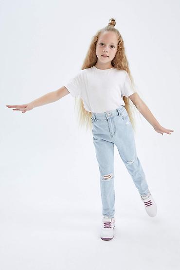 Ideal veziyyetde.Iki defe geyinilib.arxadan beli rezinkalidi lalafo.az -da Ideal veziyyetde.Iki defe geyinilib.arxadan beli rezinkalidi