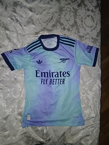 ronaldo forması 2008: Futbol köynəkləri – Adidas brendləri, klub loqoları və sponsor çapları — 1