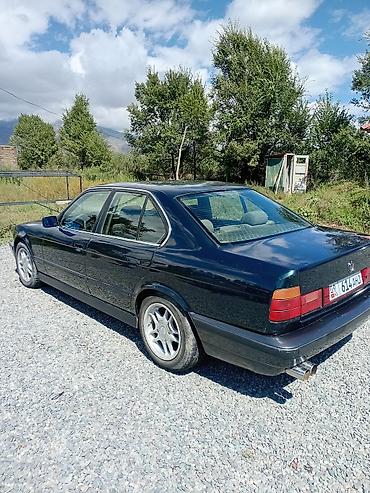 авто краска: BMW 5 series: 1992 г., 2 л, Механика, Бензин, Седан — 4