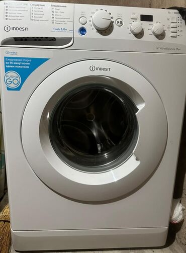 промышленные швейные машины: Кир жуучу машина Indesit, Жаңы, Автомат, 5 кг чейин, Толук өлчөм