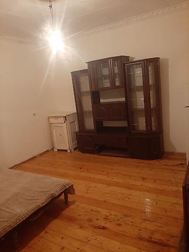 Həyət evləri və villalar: Kirayə verilir: 2 otaqlı, mebellı həyət evi - Plan: geniş yataq otağı — 10