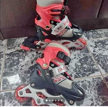 Roleri i rolšue: AKCIJA ROLERI, STITNICI, KACIGE Silikonski tockici Roze, plava, crvena — 1