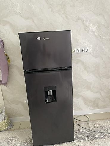 Холодильник Midea, двухкамерный, с верхней морозильной камерой и