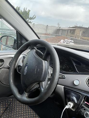 авто кытай: Ford Focus: 2002 г., 2 л, Автомат, Бензин — 4
