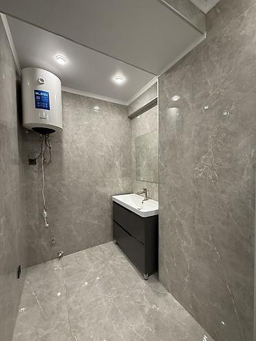 кремлевский: 2 комнаты, 76 м², Ата-Тюрк парк Элитка, 10 этаж — 9