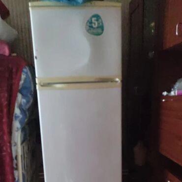 старый холодильник: Б/у Двухкамерный Nord Холодильник цвет - Белый