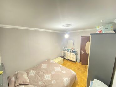 Həyət evləri və villaların satışı: 3 otaqlı, 70 kv. m, Kredit yoxdur, Orta təmir — 9