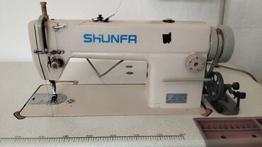 чешскую швейную машинку: Швейная машина Shenzhen, Полуавтомат