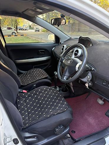 Toyota: Toyota Ist: 2003 г., 1.5 л, Автомат, Бензин, Хэтчбэк — 5