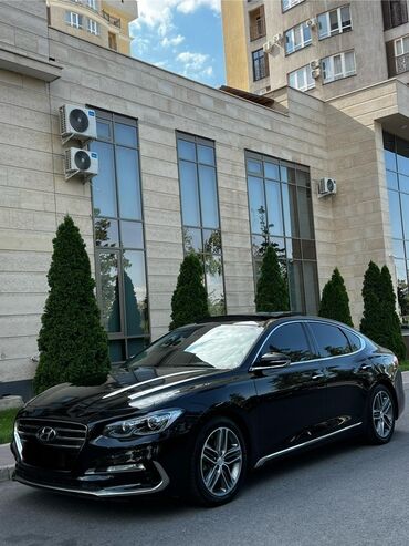 купить фронтальный погрузчик бу: Hyundai Grandeur: 2017 г., 3 л, Автомат, Газ, Седан
