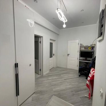 квартиры не дорогие: 2 комнаты, 64 м², Элитка, 4 этаж, Дизайнерский ремонт