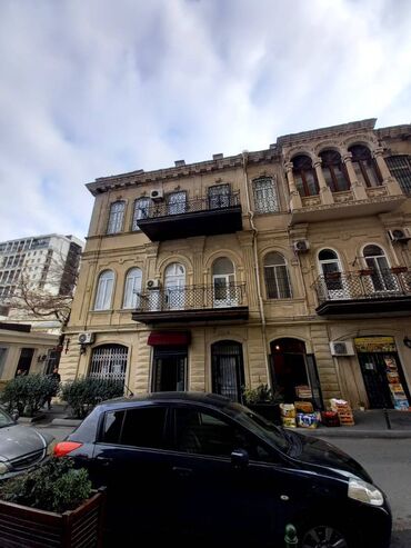 Digər kommersiya daşınmaz əmlakı: Yasamal rayonu torqovıy ərazisində,sahəsi 17 kv/m olan, 1 otağlı -da lalafo.az — 7 Digər kommersiya daşınmaz əmlakı: Yasamal rayonu torqovıy ərazisində,sahəsi 17 kv/m olan, 1 otağlı — 7