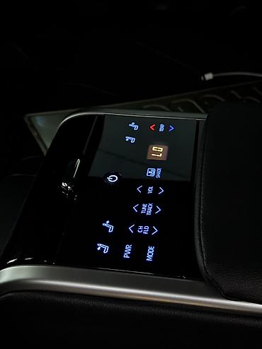 lexsus 330: Toyota Camry: 2023 г., 2.5 л, Автомат, Бензин, Седан — 10