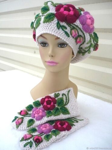 женские утепленные штаны: Təsviri: - Əl işi toxunma qış dəsti: papaq və əlcək/mittən