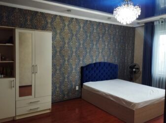 квартира бишкек 2 комнатные аренда долгосрочно: 2 бөлмө, Менчик ээси, Чогуу жашоо менен, Толугу менен эмереги бар