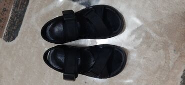 босоножки черные: Продаю классные сандали, отличное состояние и качество супер, очень