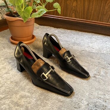 сумка оригинал: Tuflilər, Tommy Hilfiger, Ölçü: 38, rəng - Qara, İşlənmiş