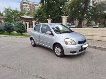 армения номер: Toyota Vitz: 2002 г., 1.3 л, Автомат, Бензин, Хэтчбэк
