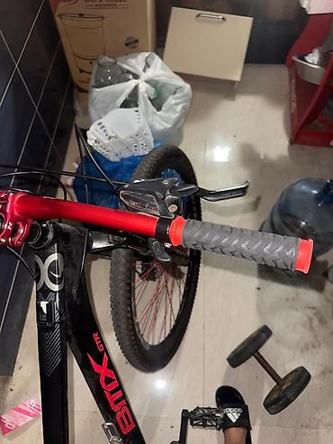 Dağ velosipedləri: BMX modelidir 28-29 modeldir az istifadə olunub,çox gözəl yanaşma — 2
