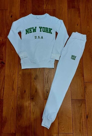 Gornji i donji deo: Unikatne pamucne trenerke jos uvek po starim cenama!!! Cena kompleta — 12