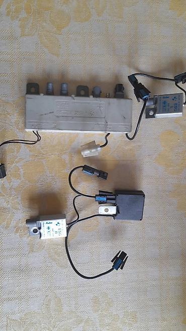 FM модуляторы: Усилитель антенны на БМВ Е39. Продаю усилитель антенны на задние — 5