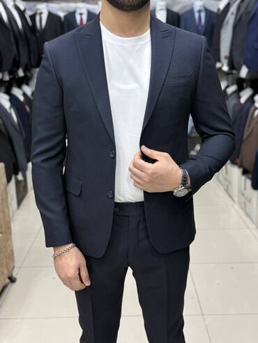 Kostyumlar: Kişi kostyum dəstləri - Klassik və modern kəsimlər: ikicərgəli — 30