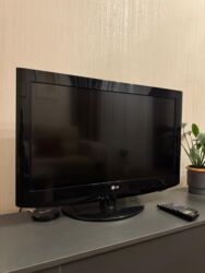 Televizorlar: İşlənmiş Televizor LG LCD 32" Ünvandan götürmə — 9