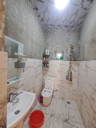 Həyət evləri və villaların satışı: Yeni Suraxanı 4 otaqlı, 110 kv. m, Kredit yoxdur, Orta təmir — 8