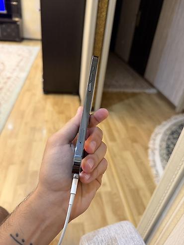 rom pro: IPhone 12 Pro, Pacific Blue — 3