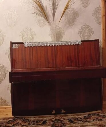 пианино терек: Piano, Belarus, Akustik, İşlənmiş, Ünvandan götürmə
