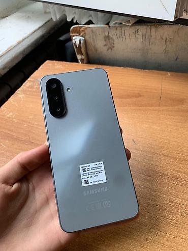 iphone 14 pro max ekranı: Samsung Galaxy A17, 128 GB, rəng - Boz, İki sim kartlı — 2