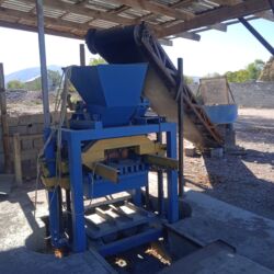 Производство пескоблоков: Кыргызстанда жасалган Пескоблок чыгарган полуавтомат станок сатылат — 5