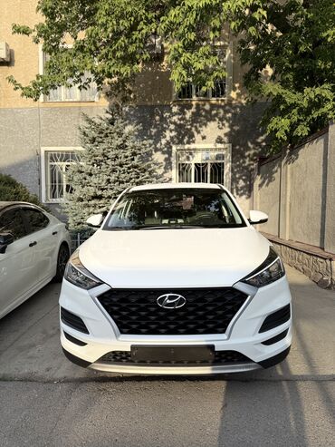 срочно срочно продаю машина: Hyundai Tucson: 2018 г., 1.6 л, Типтроник, Дизель, Кроссовер