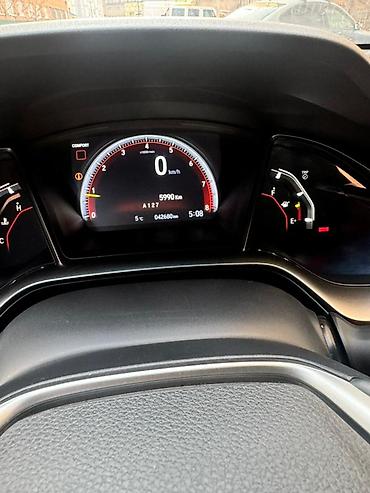 Honda: Honda Civic: 2019 г., 2 л, Механика, Бензин, Хэтчбэк — 8