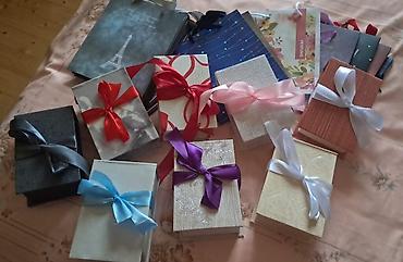 Hədiyyə qutuları və hədiyyə paketləri dəsti - Müxtəlif ölçü və