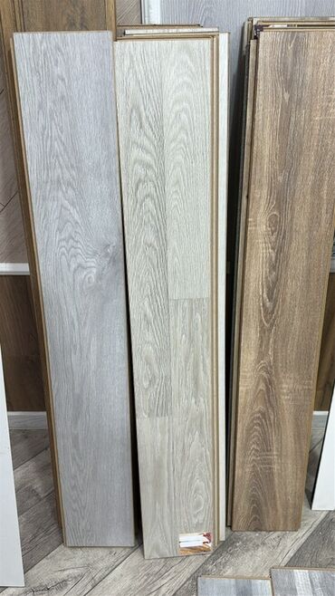 Laminat: Laminat döşəmə panelləri – müxtəlif ağac teksturalı dizaynlar Məhsul — 30