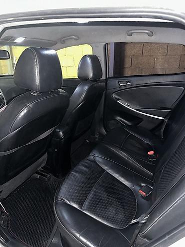 Hyundai: Hyundai Accent: 2011 г., Автомат, Бензин, Седан — 5