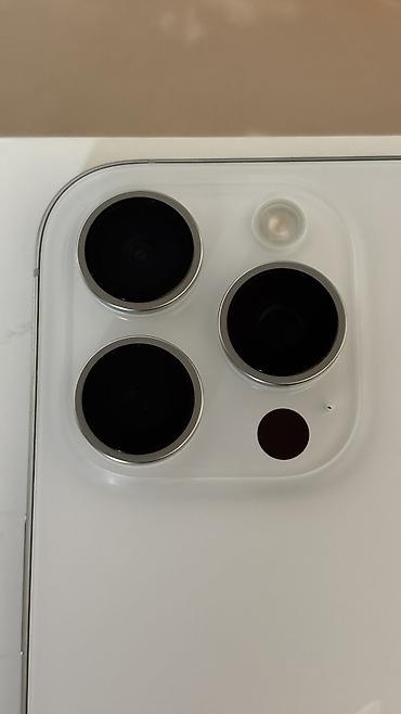 замок на спринтер: IPhone 16 Pro Max, Новый, 256 ГБ, White Titanium, Зарядное устройство, Кабель, Коробка, 100 % — 2
