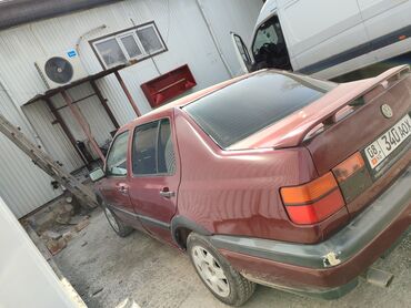 авто из белоруссии в бишкек: Volkswagen Vento: 1993 г., 1.8 л, Механика, Бензин, Седан