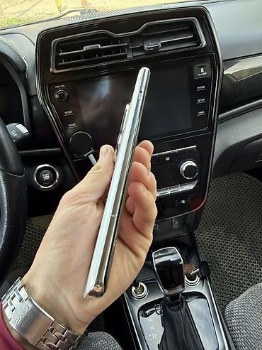 OnePlus: OnePlus 12, Б/у, 256 ГБ, цвет - Белый, В рассрочку, 2 SIM — 6