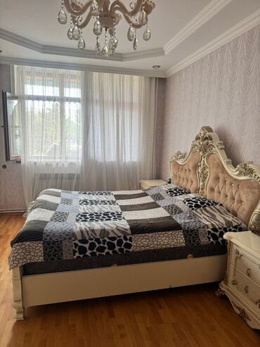 мебель для спальни: İkinəfərlik çarpayı, Dolab, Termo, İşlənmiş