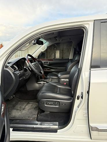 вмятина: Lexus LX: 2012 г., 5.7 л, Автомат, Газ, Внедорожник — 7
