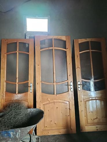 boy aynasi qiyməti: Şüşəli taxta daxili qapılar – komplekt - Material: təbii ağac (şam — 2