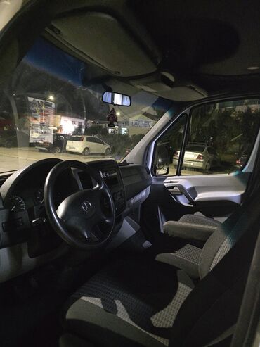 Transport putnika: Prevoz do aerodroma Minibus — 11
