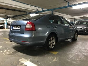 Sale cars: Skoda Octavia: 2 l. | 2009 έ. | 235000 km. Λιμουζίνα