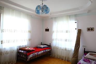 Həyət evləri və villaların satışı: 6 otaqlı, 300 kv. m, Orta təmir — 31