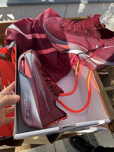 patike sa skrivenom petom: NIKE Air Zoom ALPHAFLY NEXT% 3 SE broj 39, cm 25 sa torbicom. Kutija — 7