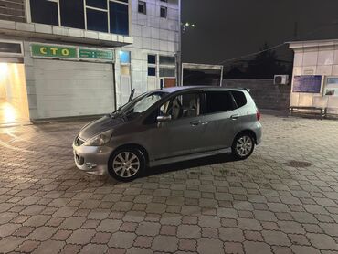 Honda: Honda Jazz: 2005 г., 1.4 л, Вариатор, Бензин, Хэтчбэк — 8